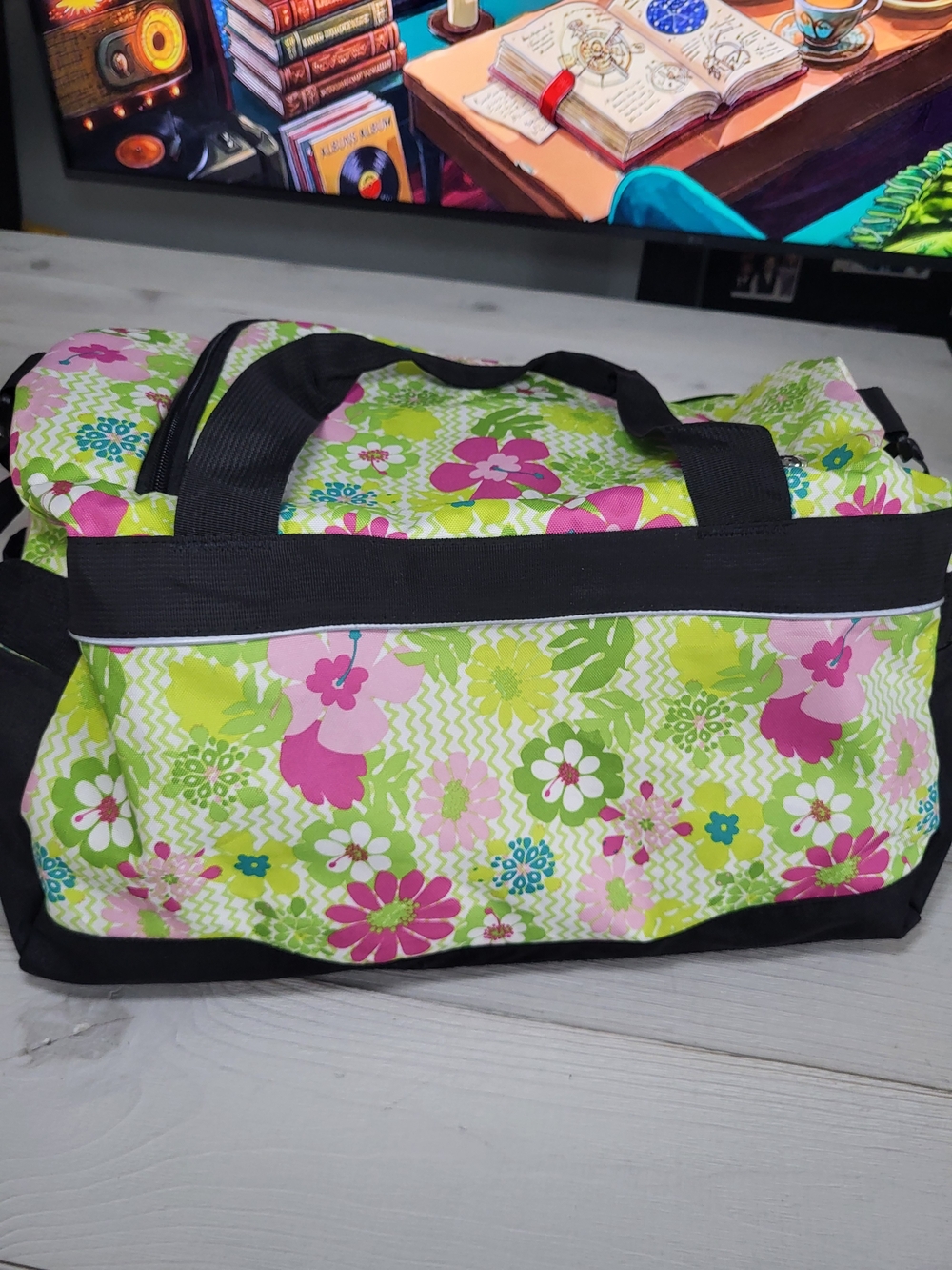 L.L. Bean Duffle Bag Retro Floral Travel Vacation Gym. - Picture 4 of 11